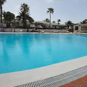 Apartment Paseo Del Mar- Playa Roca Sea Front Access - Free Ac - Wifi, Costa Teguise